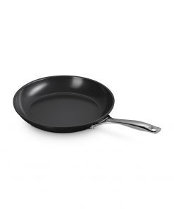 Le Creuset Essential Non Stick Ceramic Shallow Frying Pan (20cm)